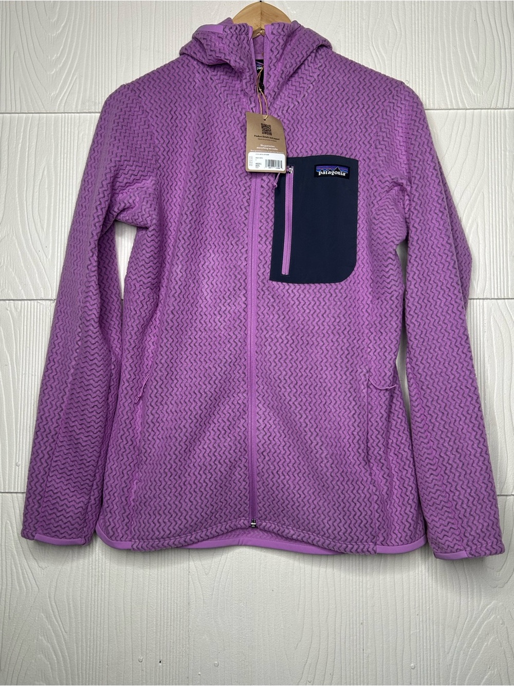 Patagonia Purple Hooded Puffer-Style Fleece with Navy Chest Pocket